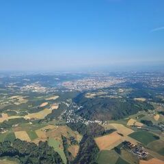 Flugwegposition um 17:26:15: Aufgenommen in der Nähe von Gemeinde Gramastetten, Österreich in 1121 Meter